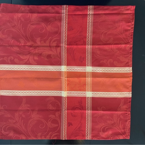 Autumnal/Thanksgiving Napkins (one set of 24 napkins) - Picture 4 of 4